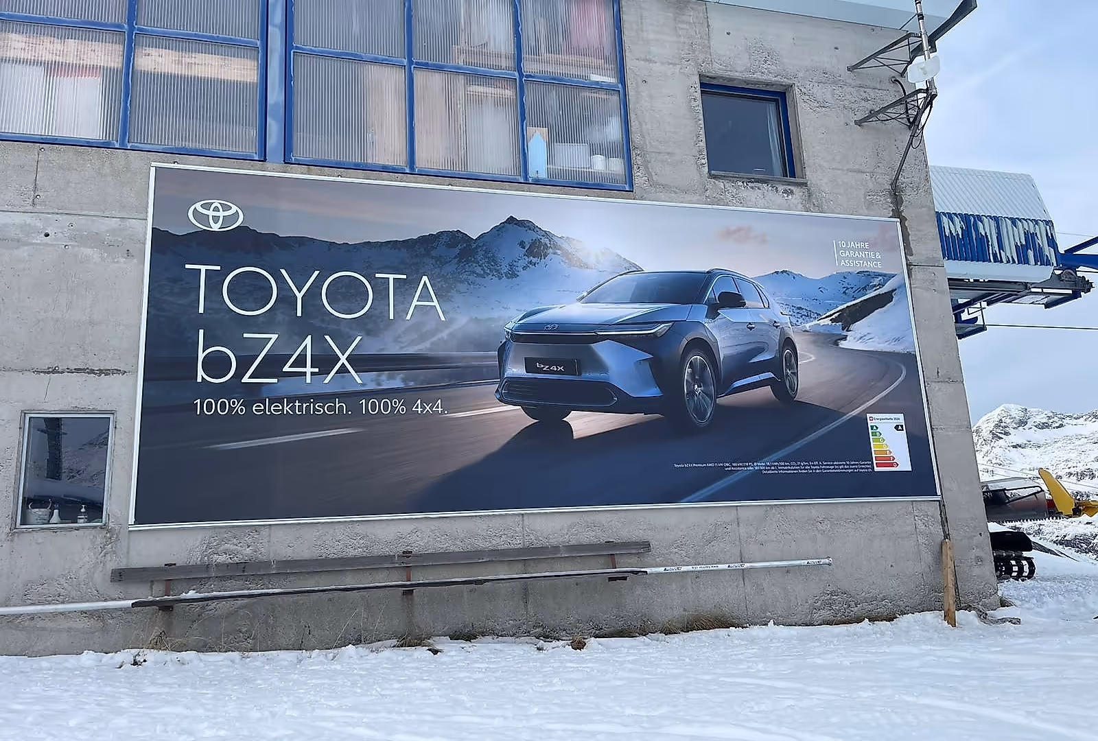 Big Poster Toyota Bergstation Tanatzhöhi Splügen